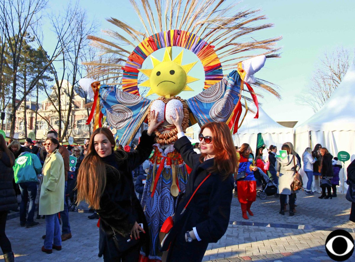Празднование Масленицы в Краснодаре
