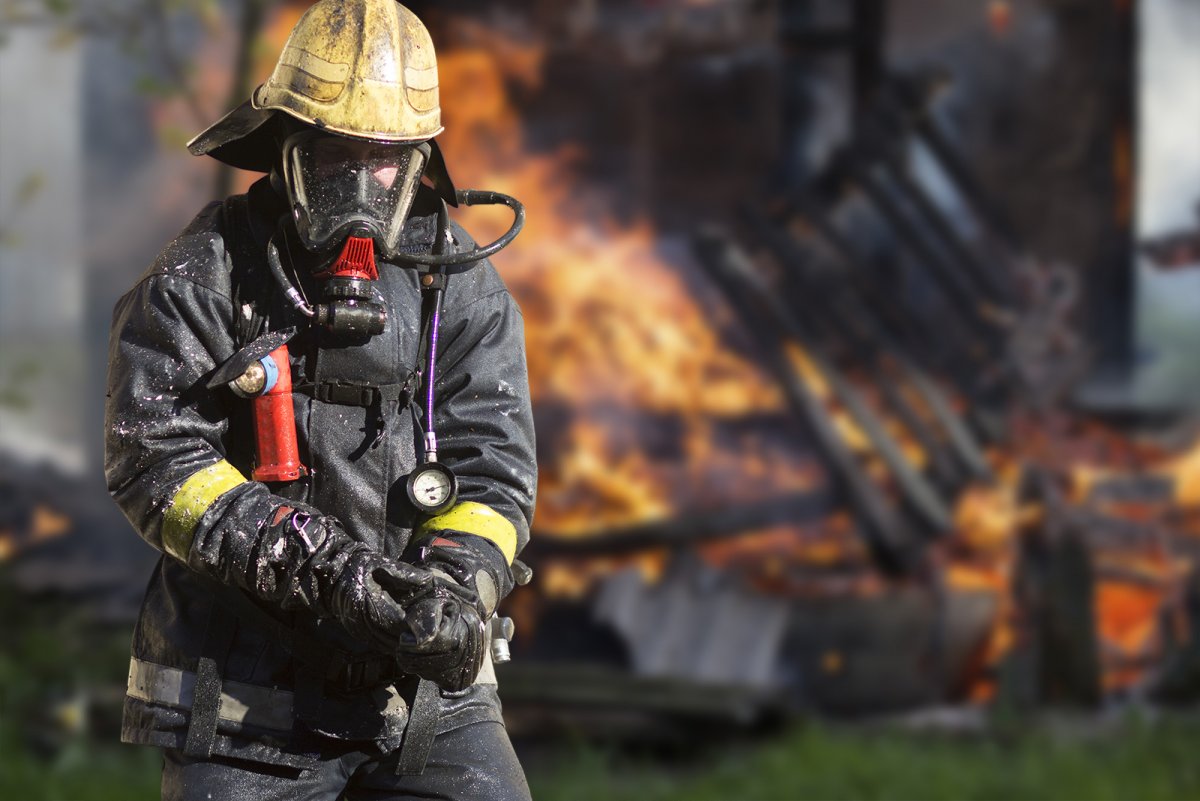 Пожарники спасатели