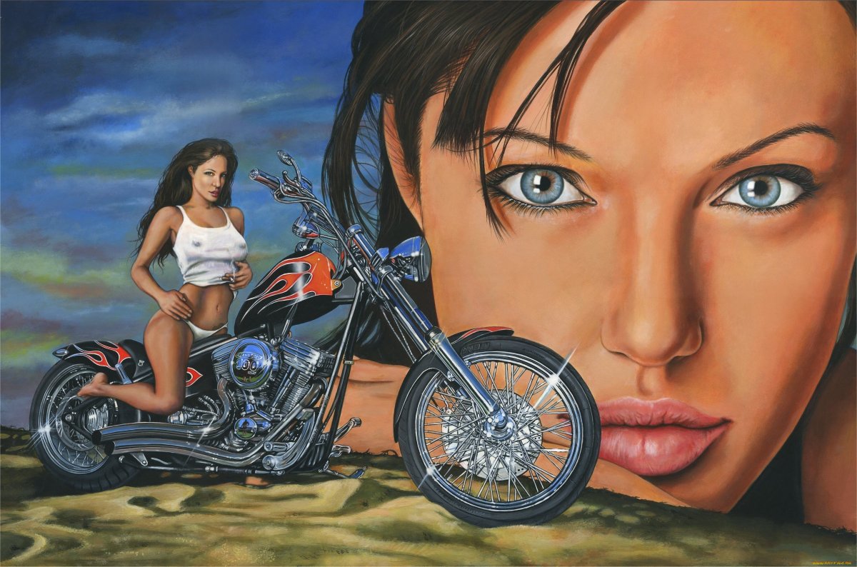 Анджелина Джоли на мотоцикле