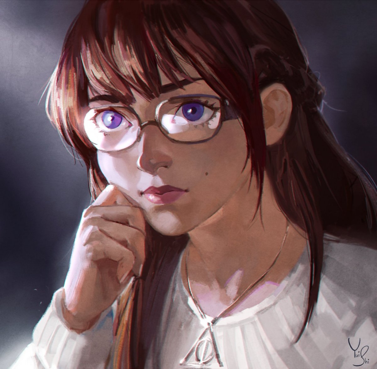 Девушка в очках арт