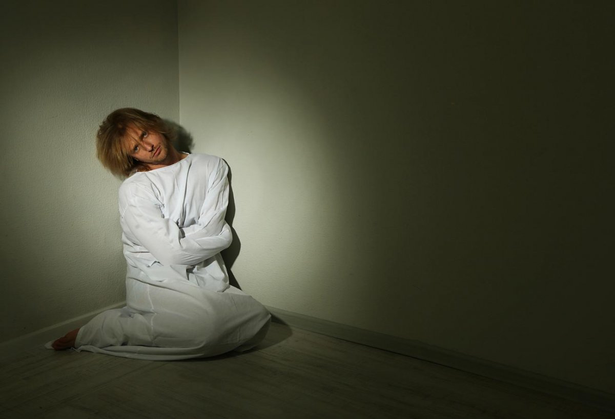 Человек в смирительной рубашке