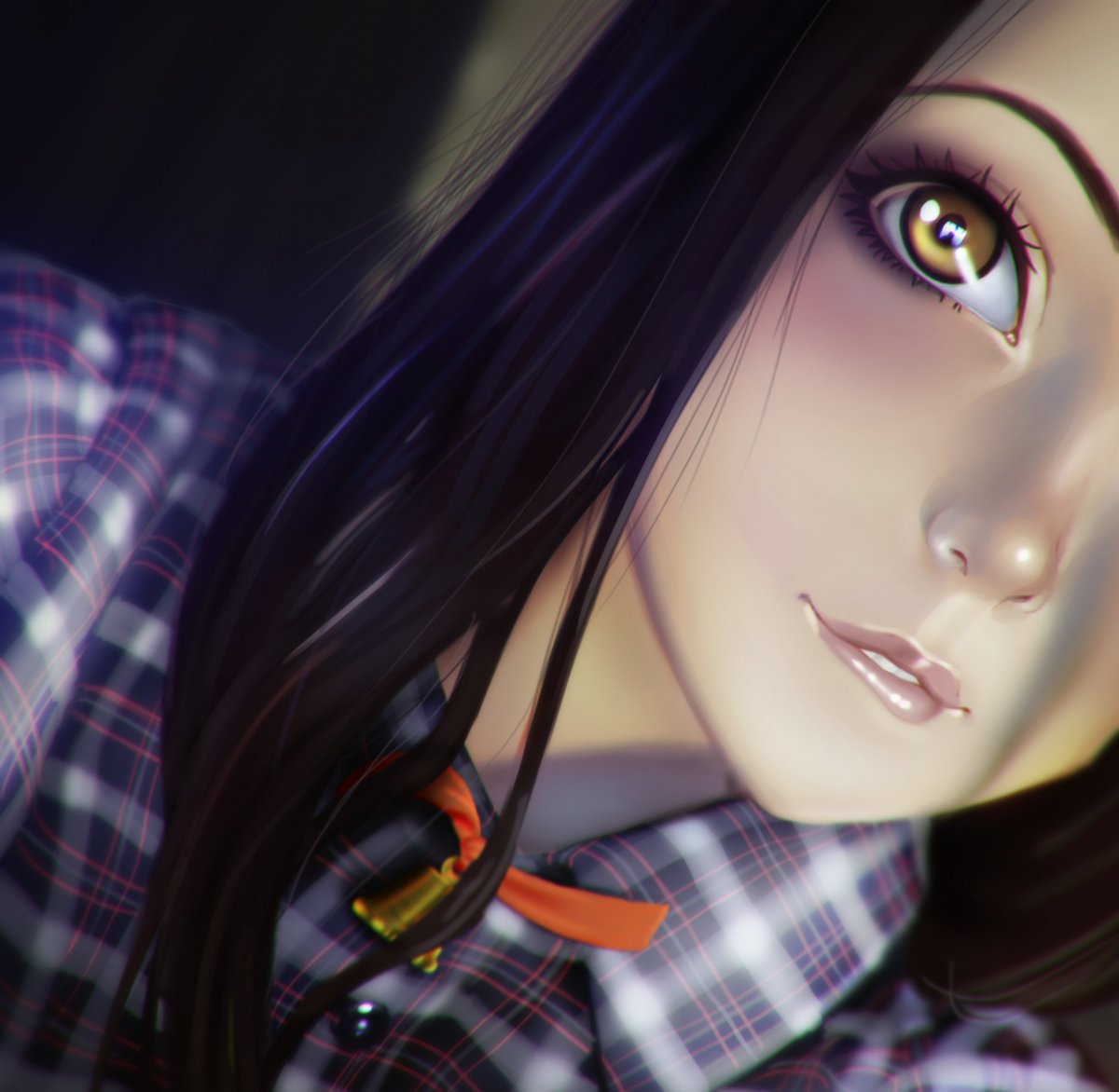 Брюнетка с желтыми глазами