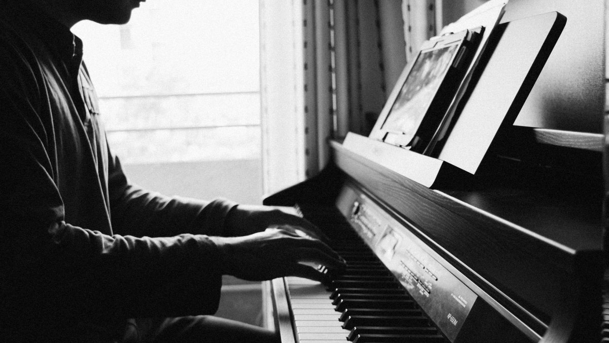 Грустный пианист