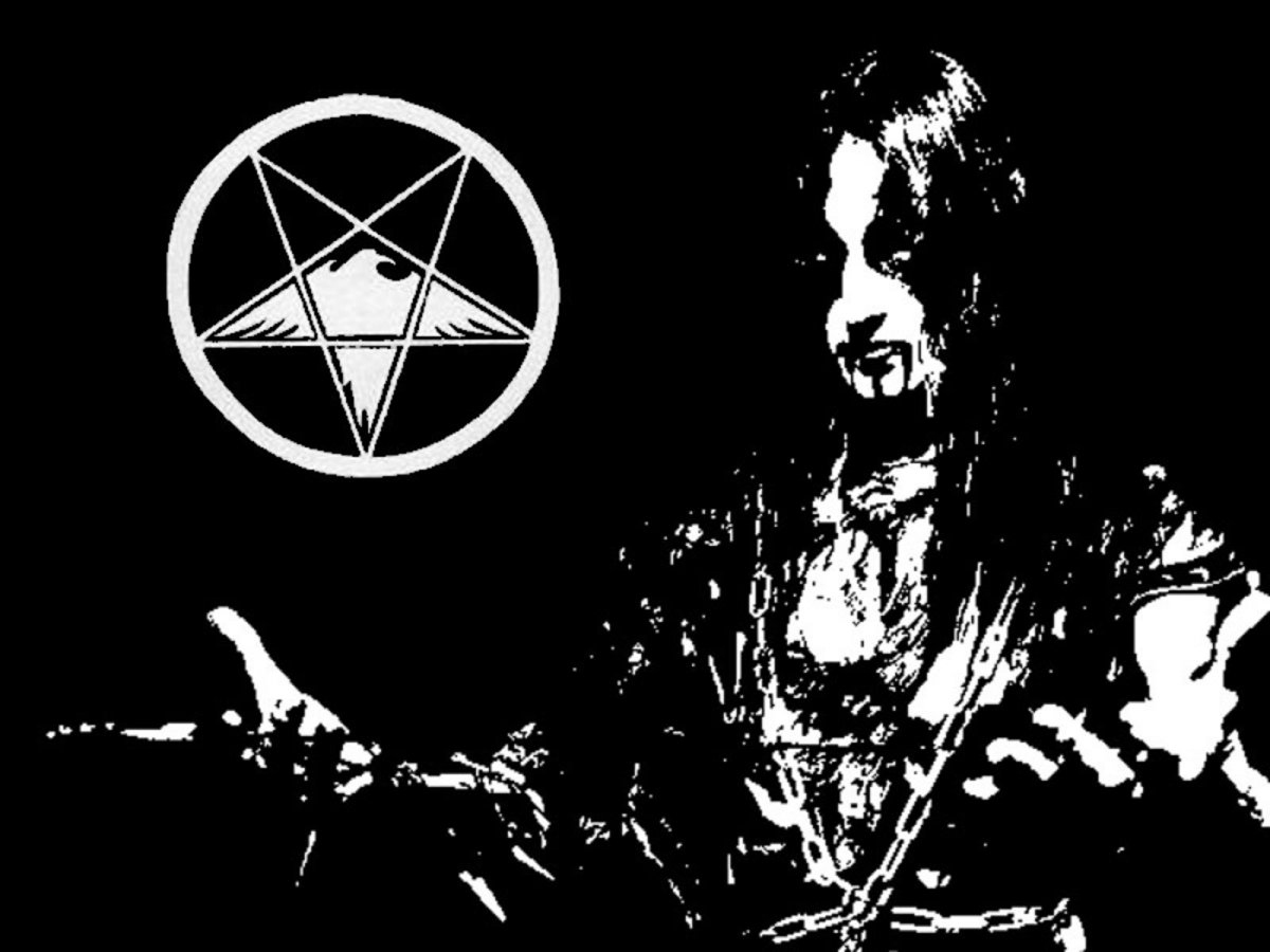 Перевернутый крест