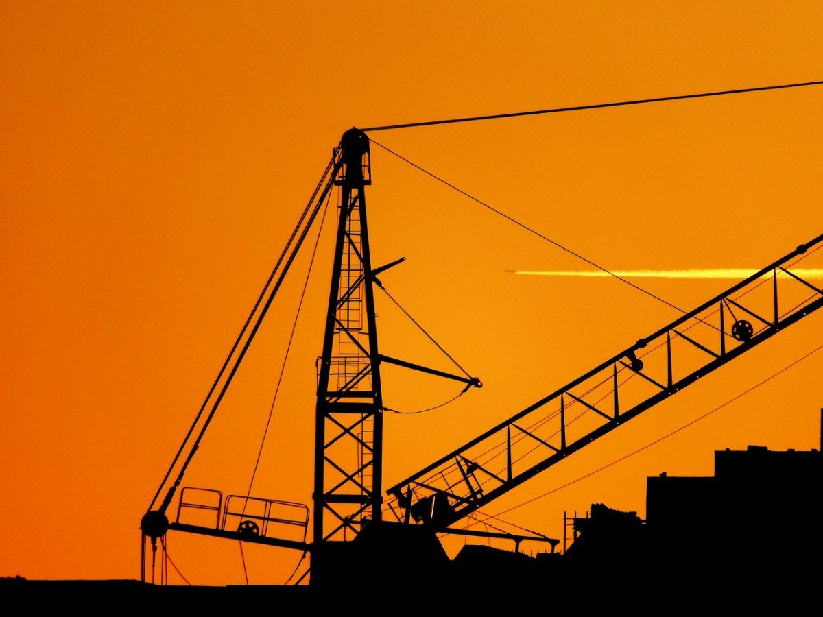 Кран строительный