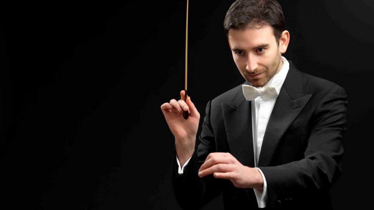 Дирижер Iván Fischer