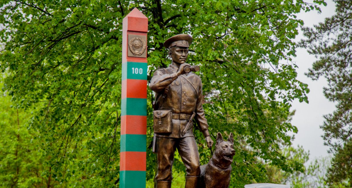 Памятнк пограничникам в Уве