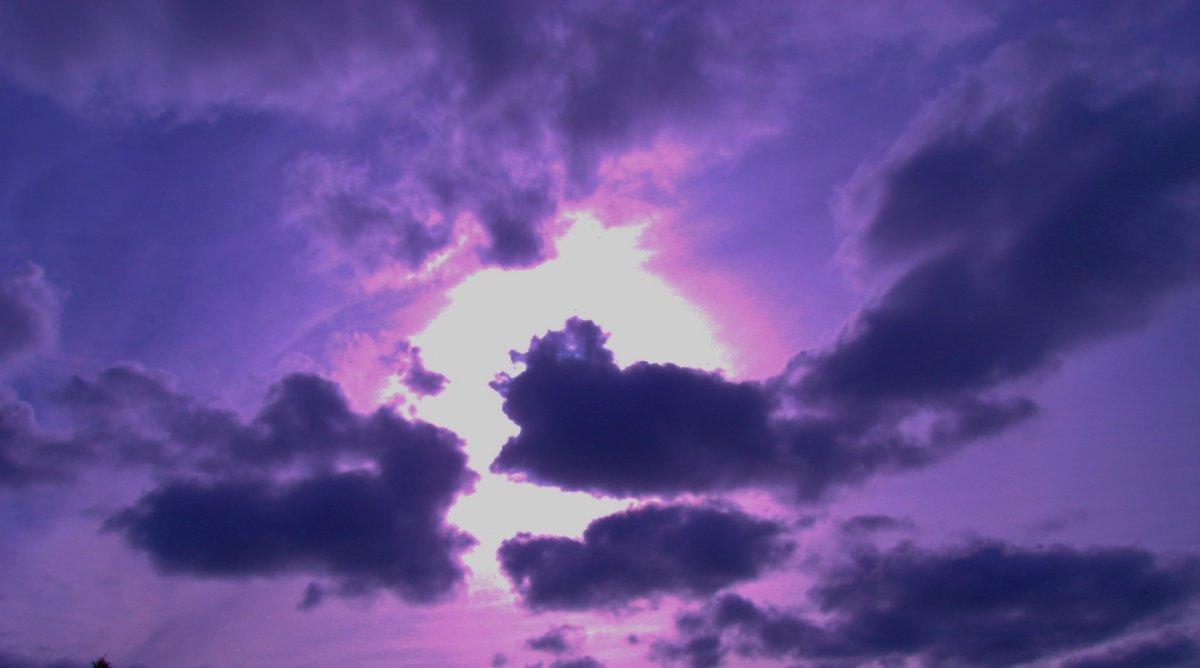 Фиолетовое небо