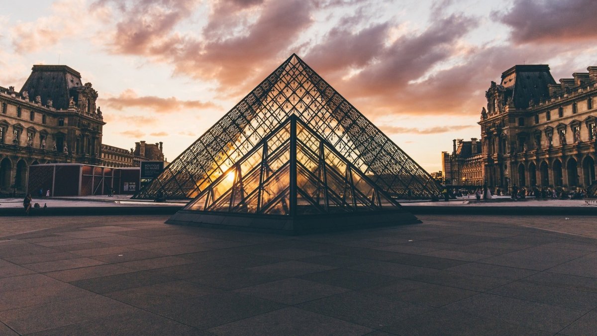 Эстетика Лувра во Франции