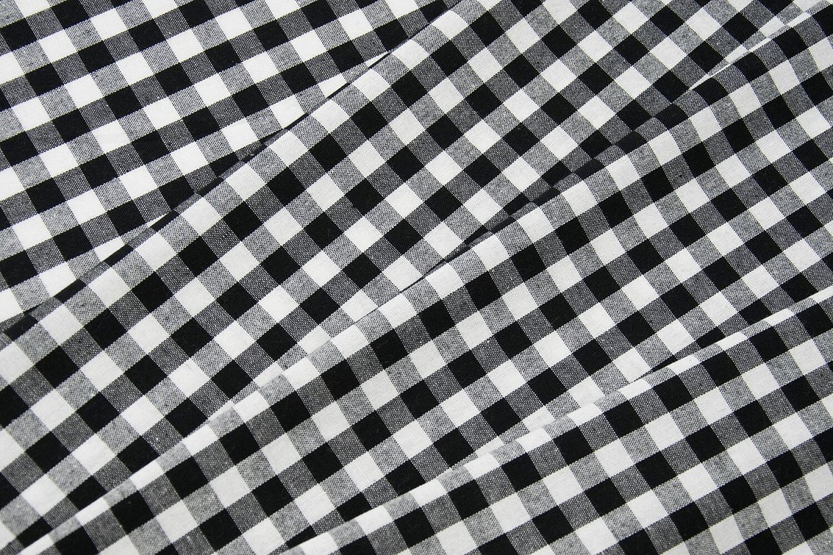Черно белая клетка