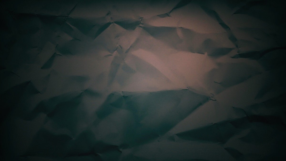 Мятая коричневая бумага