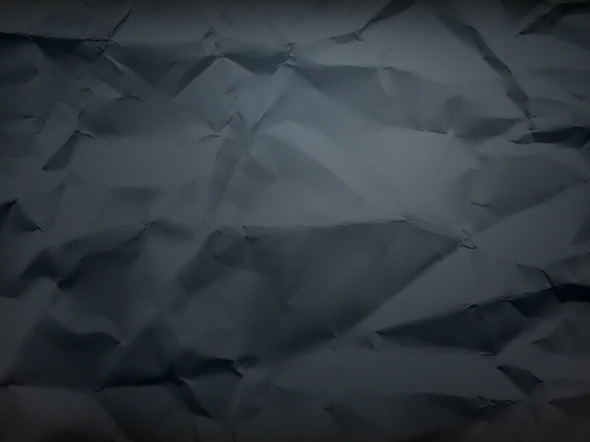 Слегка помятая бумага