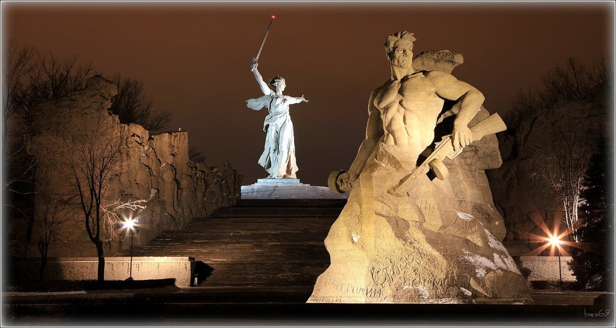 Волгоград Родина мать Мамаев Курган Сталинградская битва