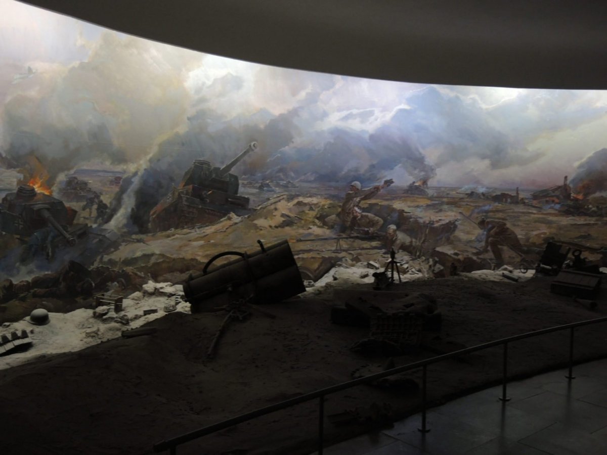 Коллаж война