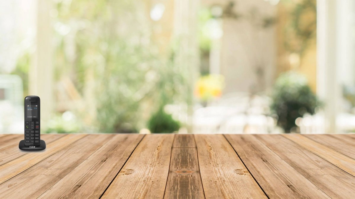 Деревянная поверхность стола