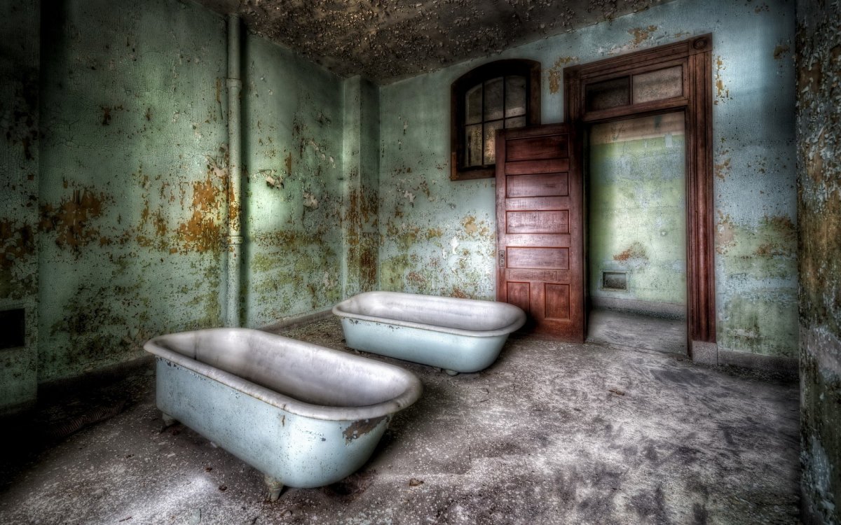 Старая ванная комната