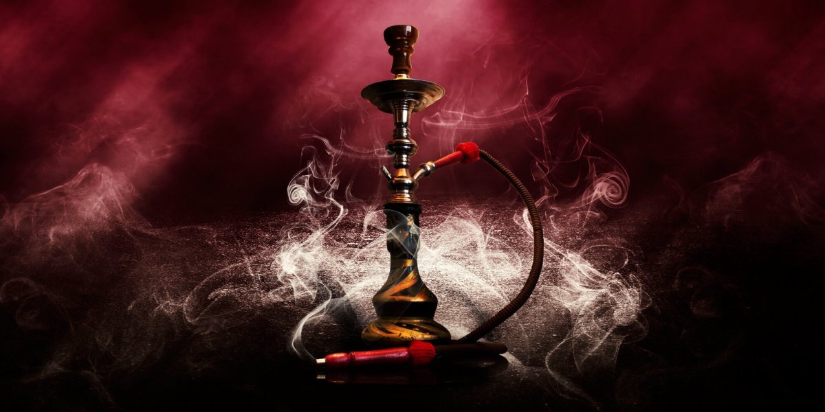 Кальян на черном фоне