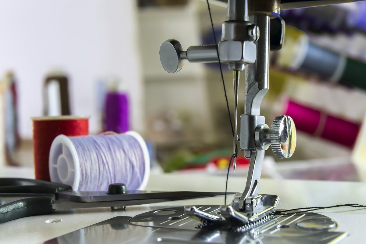 Шитье на швейной машинке