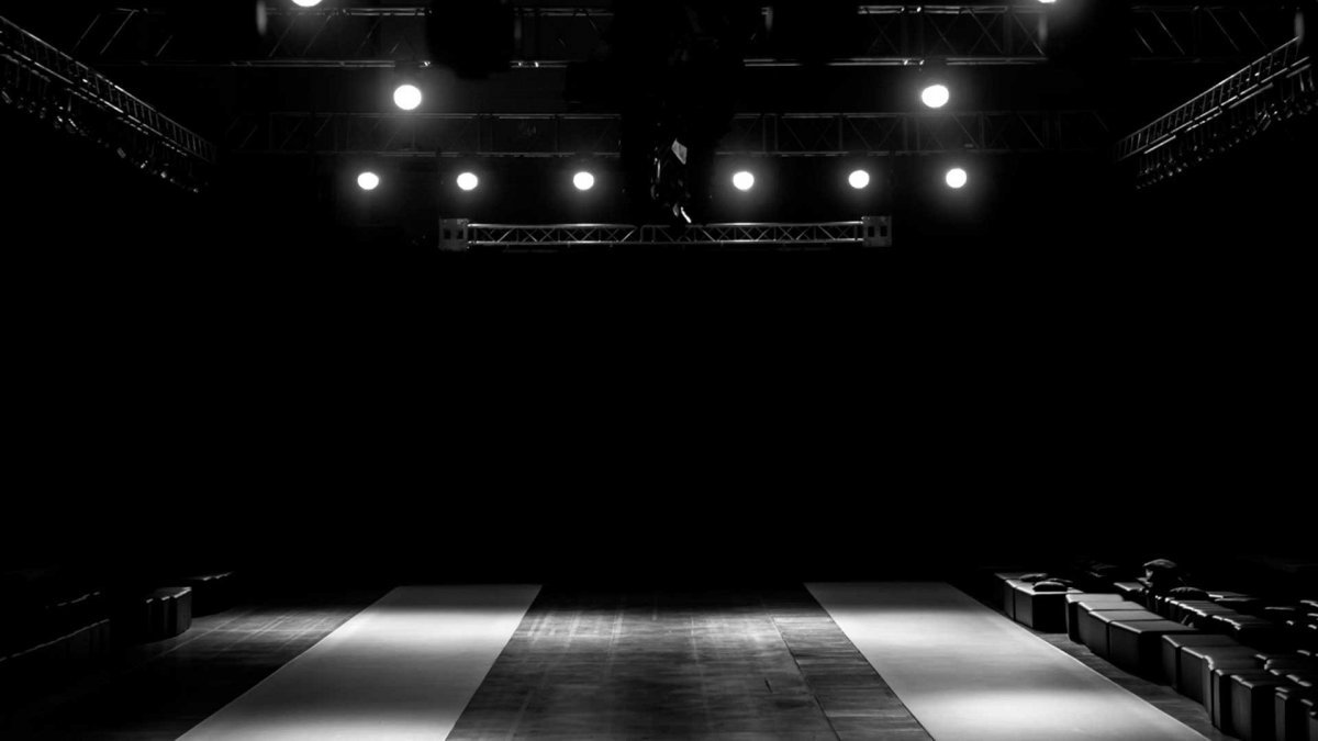 Прожектор для сцены