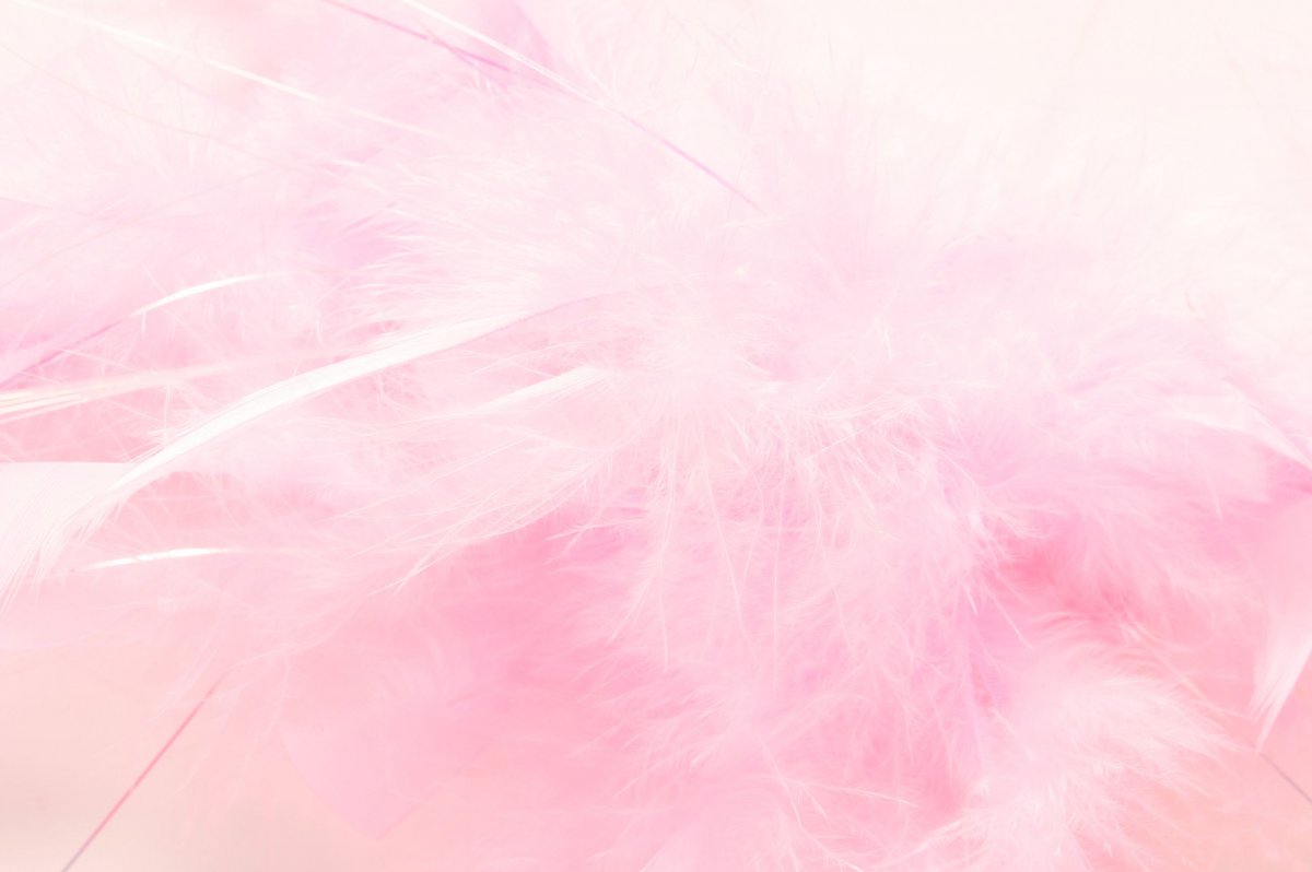 Розовые обои для актуального