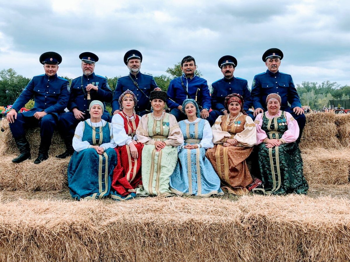 Станичники казачий ансамбль