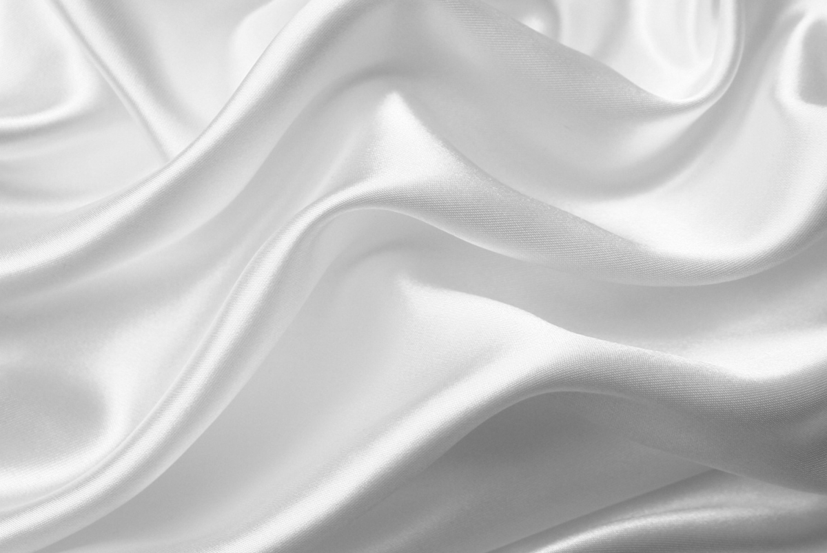 Белый шелк