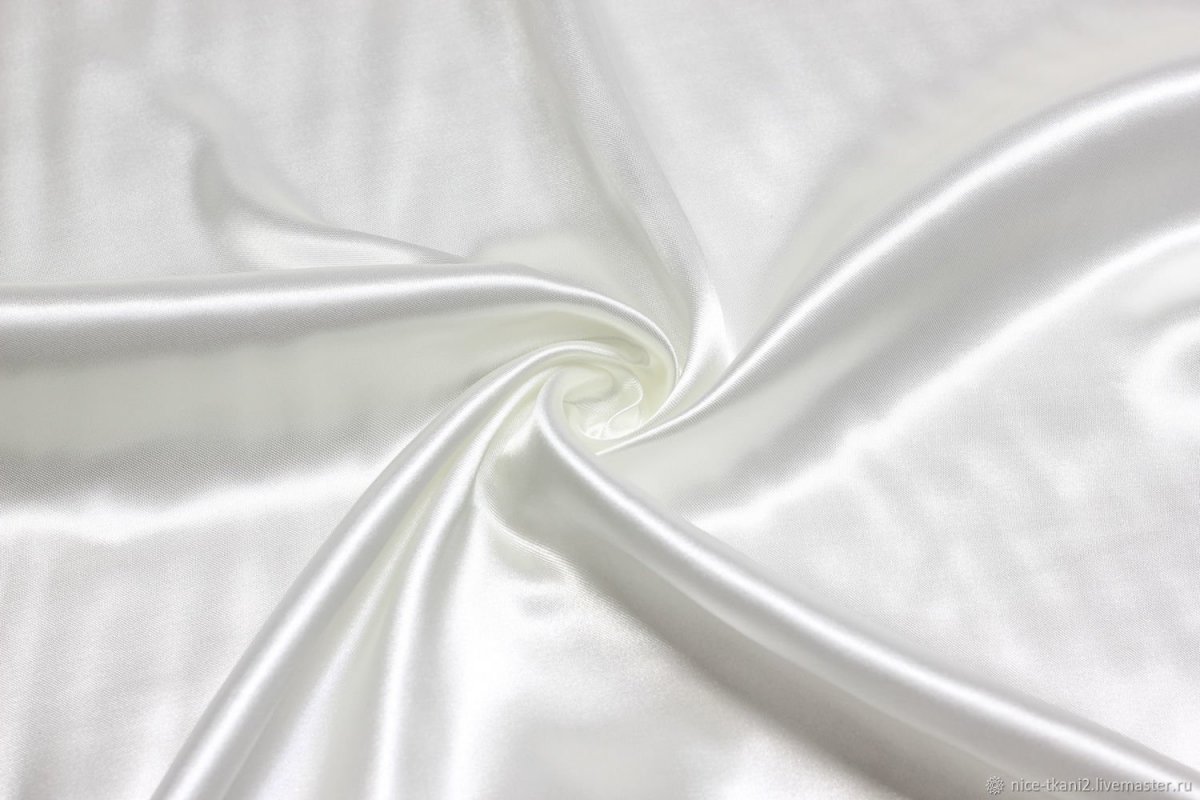 Белый атласный фон