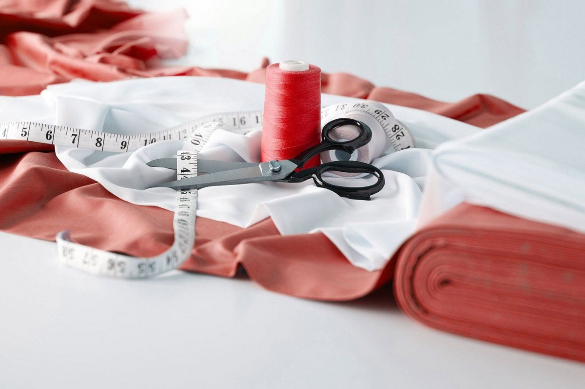 Ткань ножницы нитки