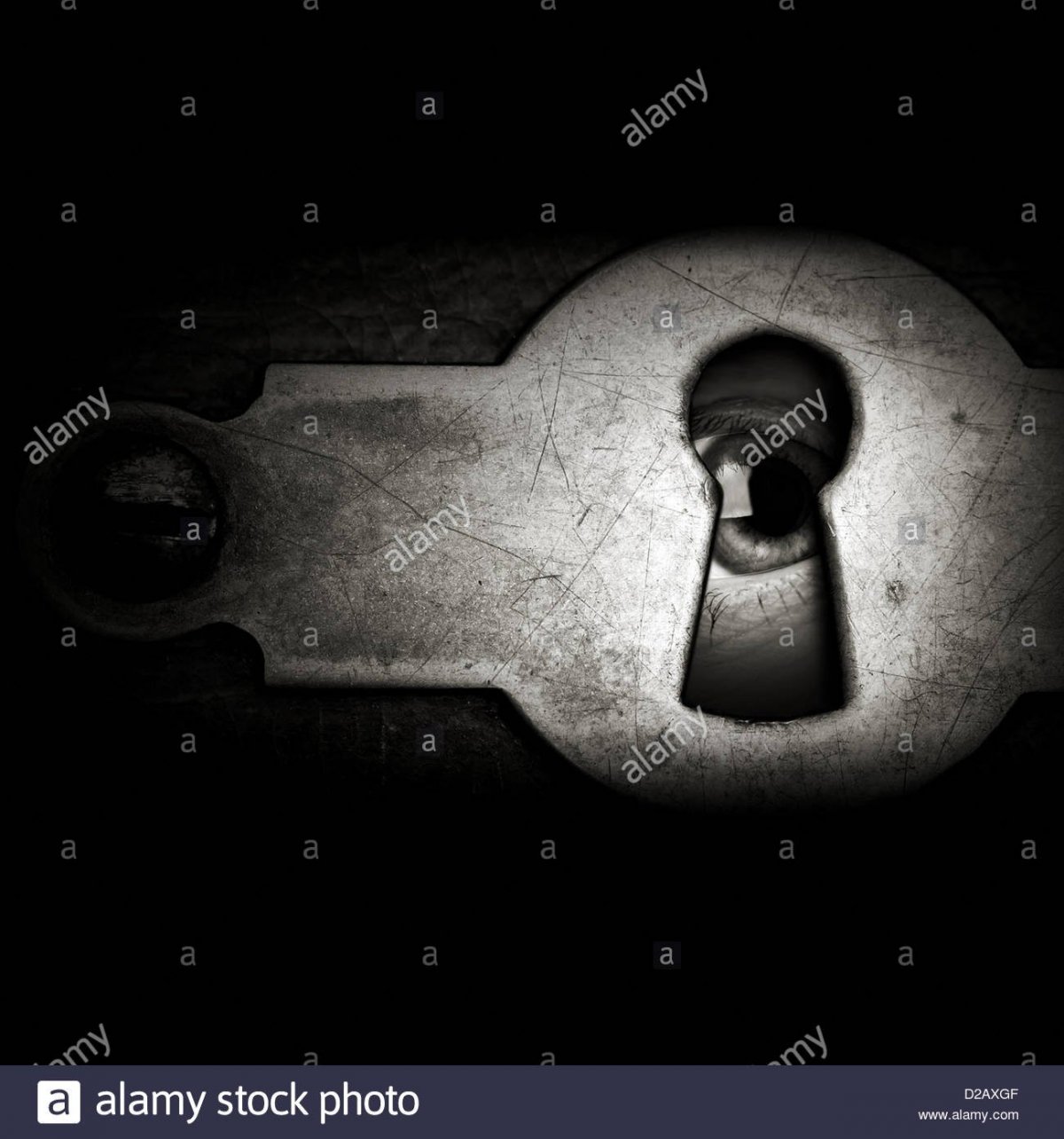 Замок с замочной скважиной