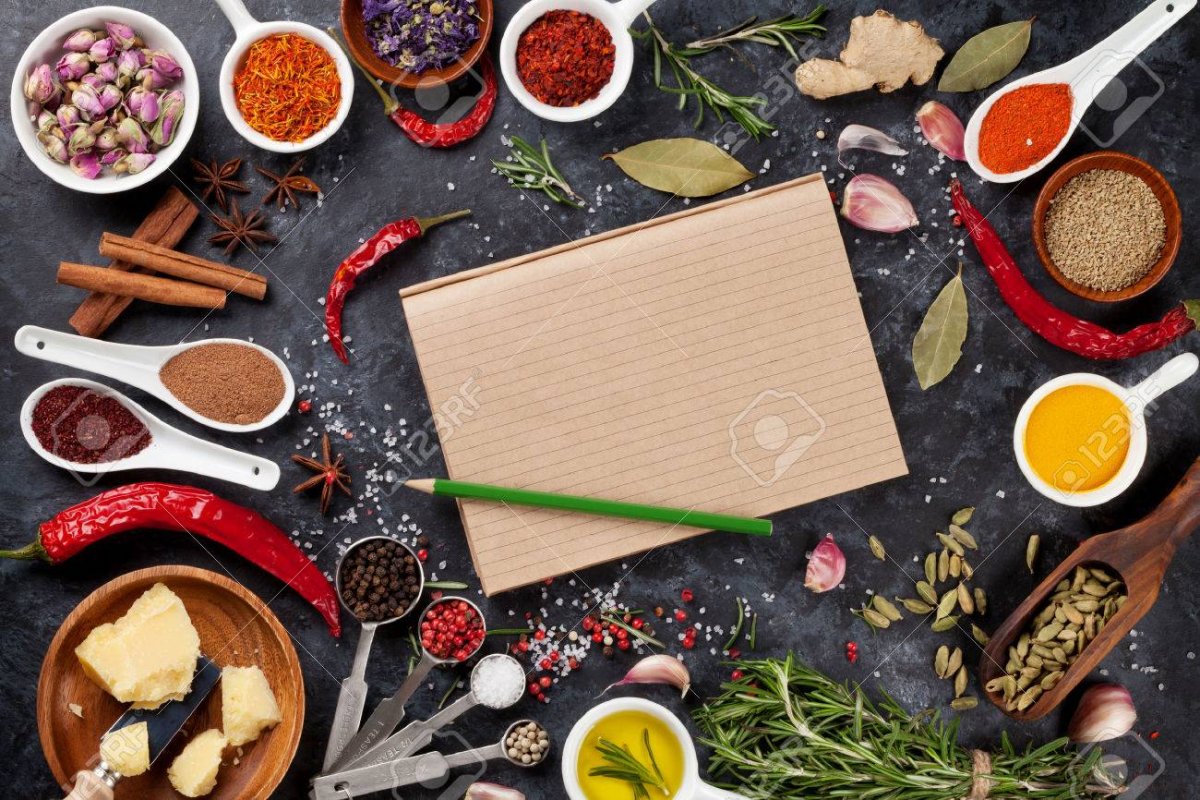 Специи на столе