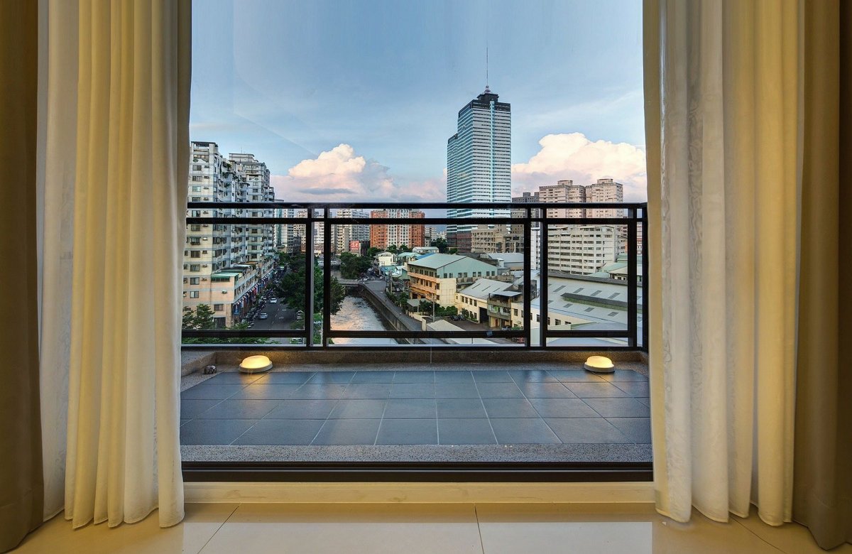 Красивый вид из окна