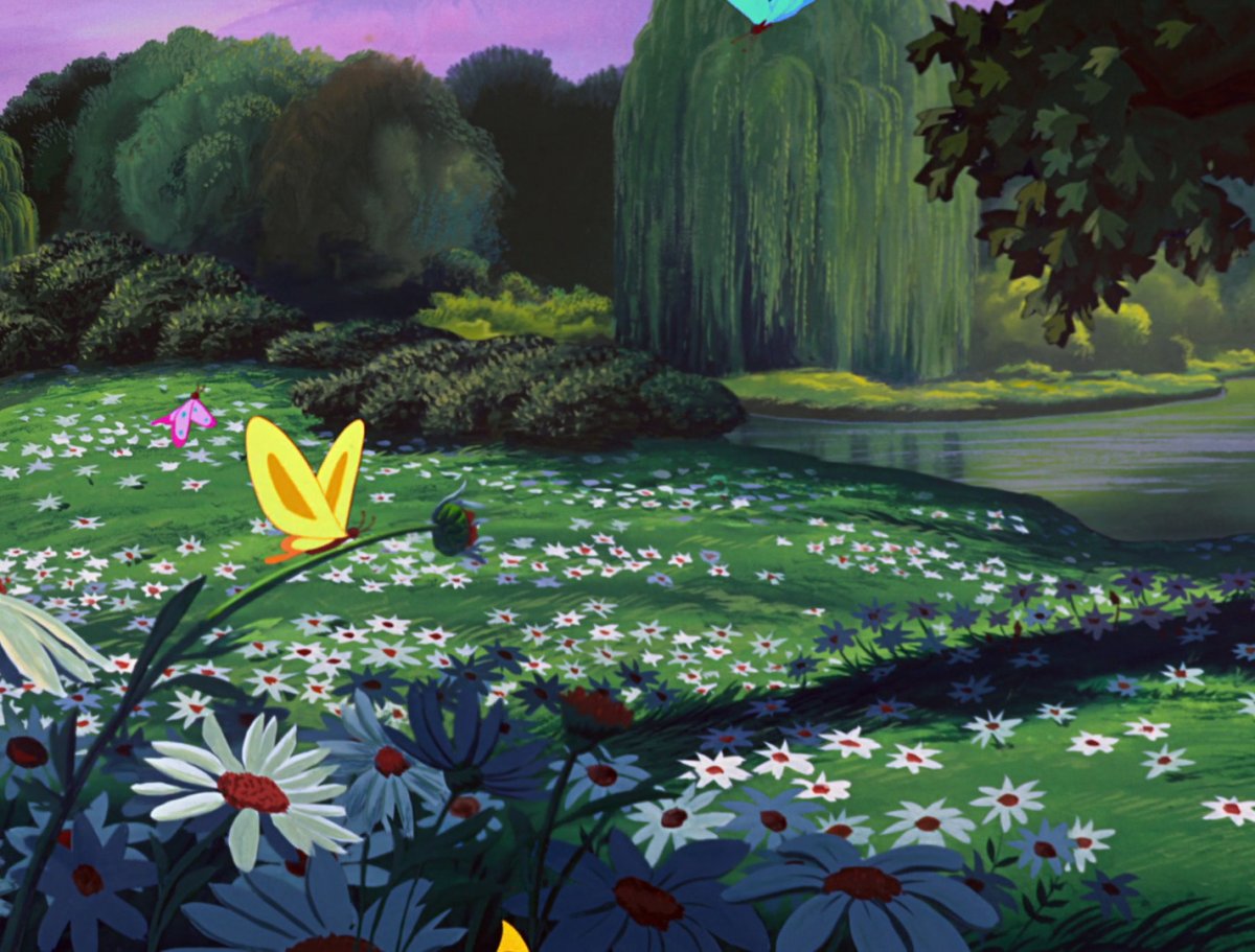 Алиса в стране чудес Поляна