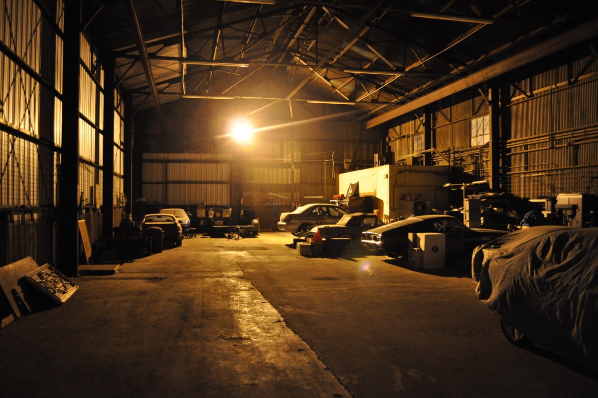 Красивый гараж изнутри