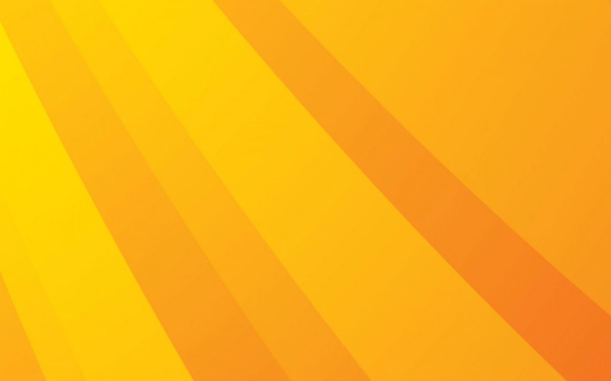 Девушка на желтом фоне