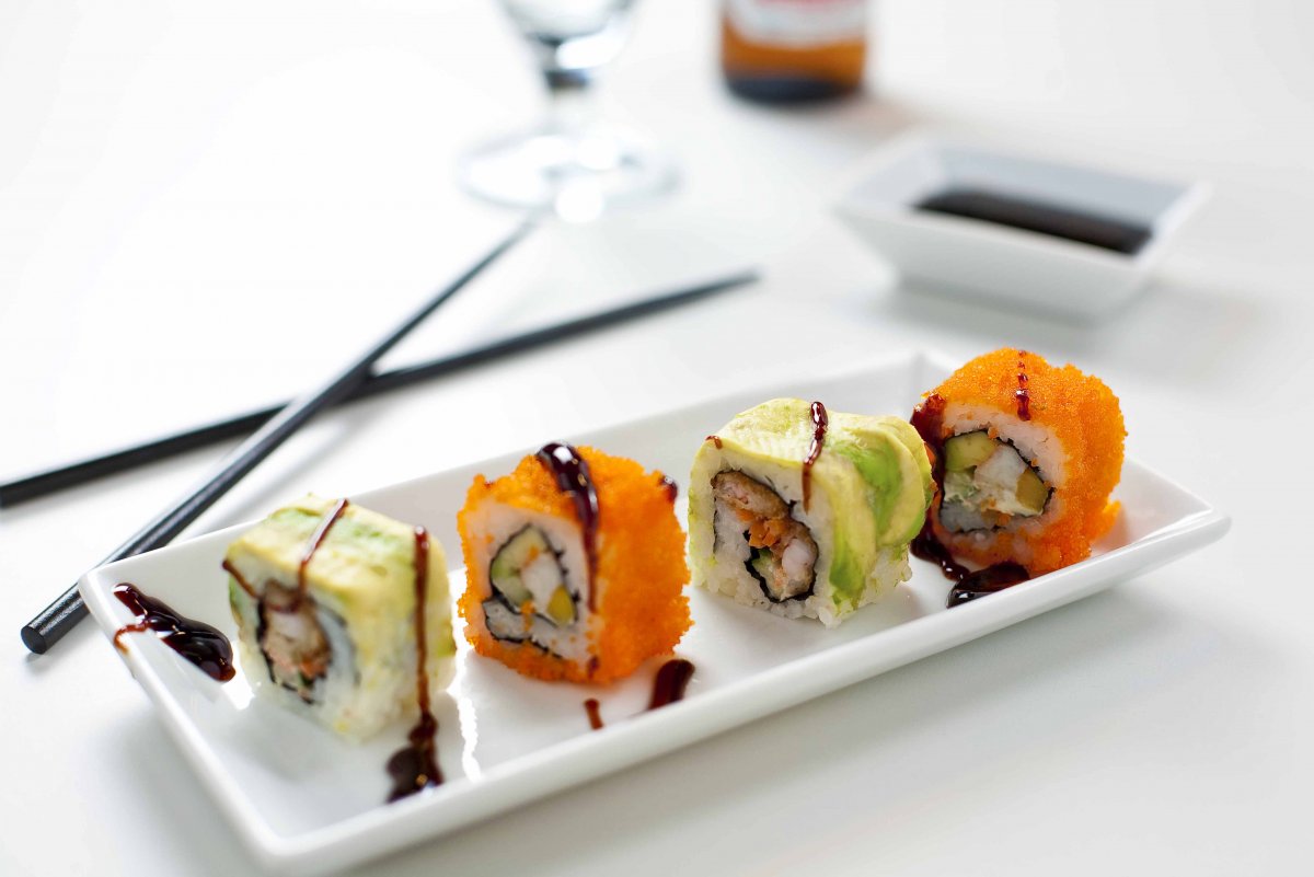 Суши и роллы