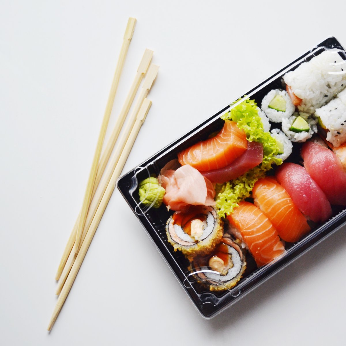 Суши и роллы