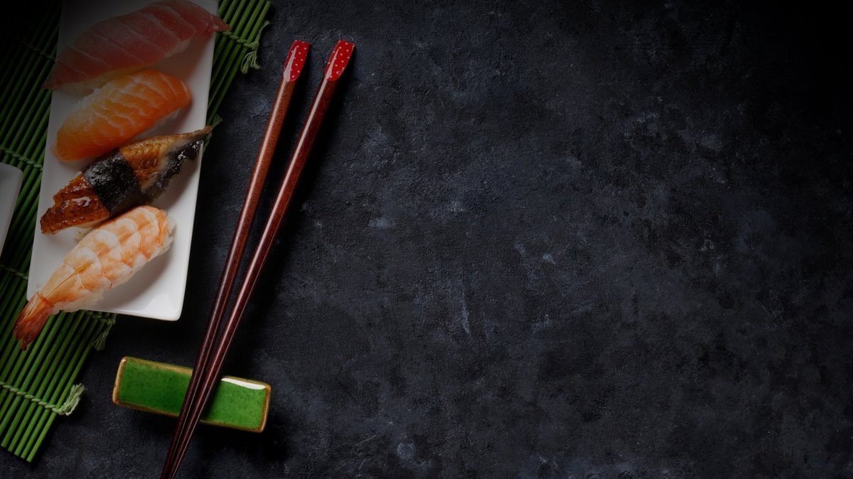 Суши и роллы