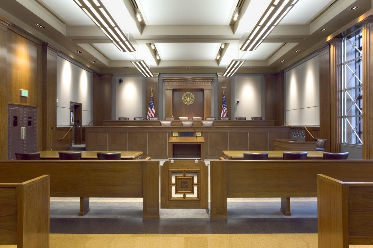 Зал заседания суда