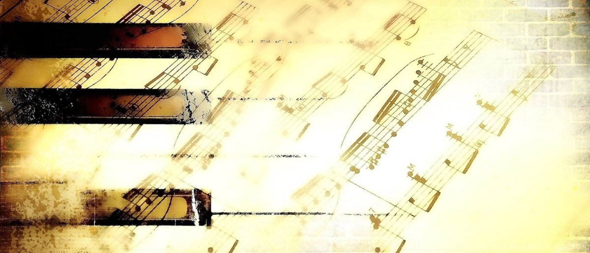 Мятая бумага с нотами