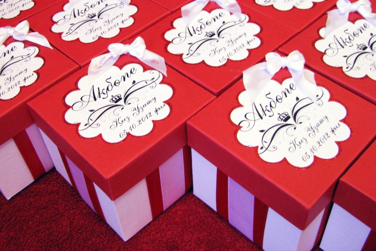 Коробочки на свадьбу для гостей