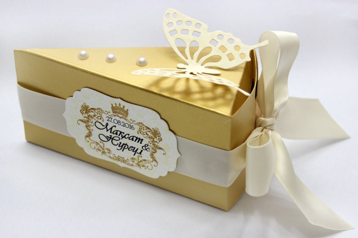 Коробочки бонбоньерки