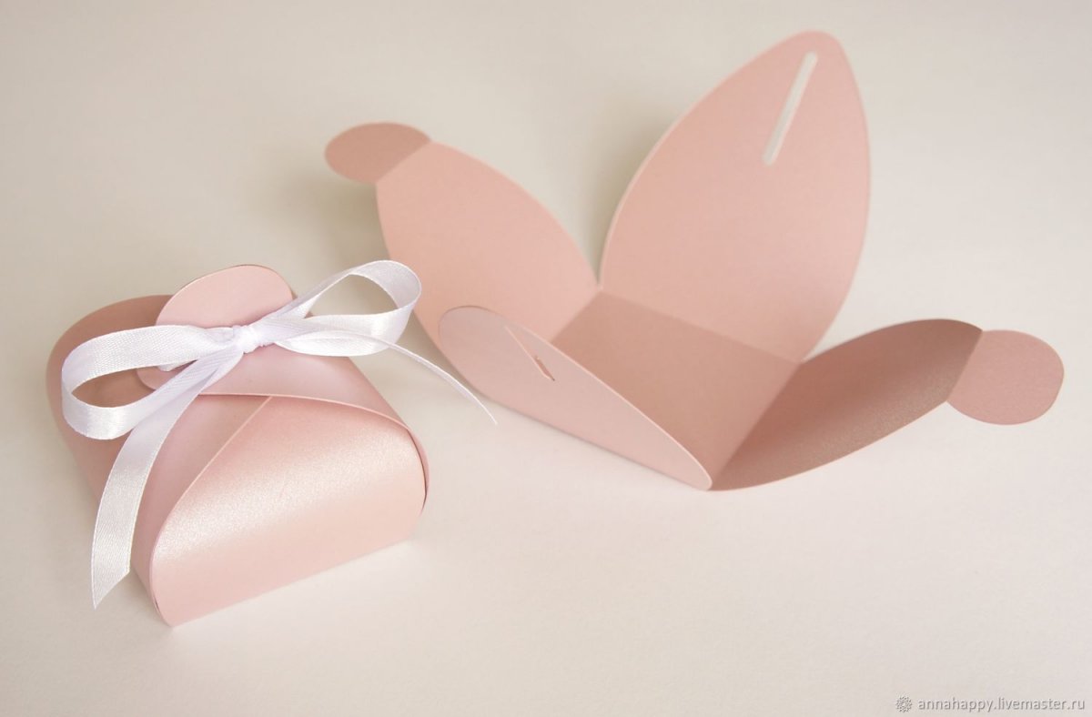 Бонбоньерка для конфет