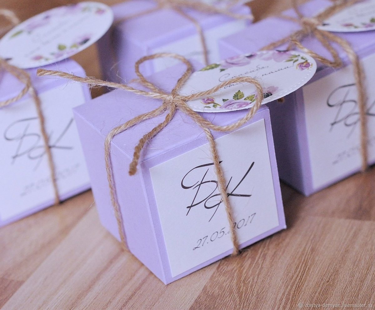 Коробочки бонбоньерки