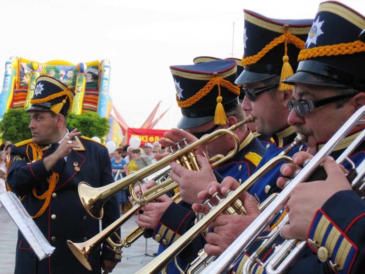 Название духового оркестра