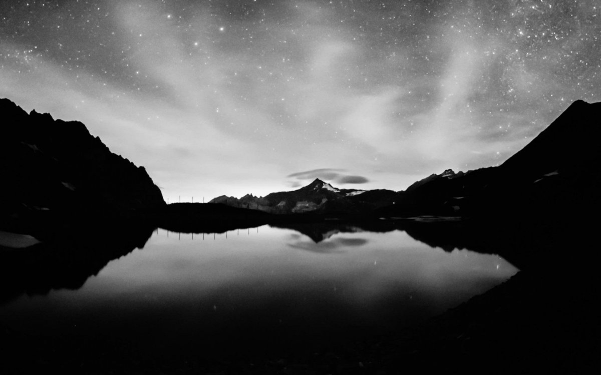 Красивые темные обои