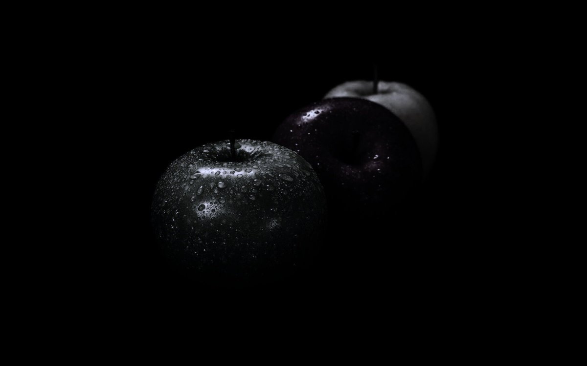 Черное на черном фоне