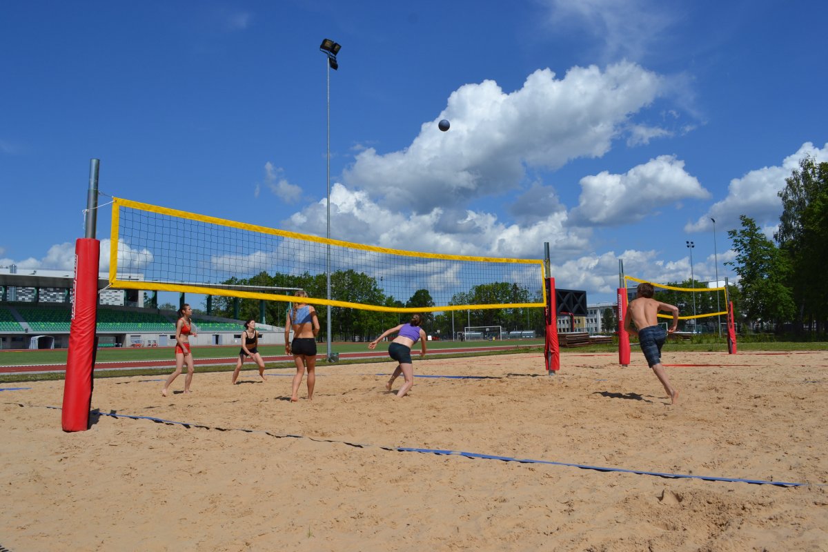 Площадка для пляжного волейбола