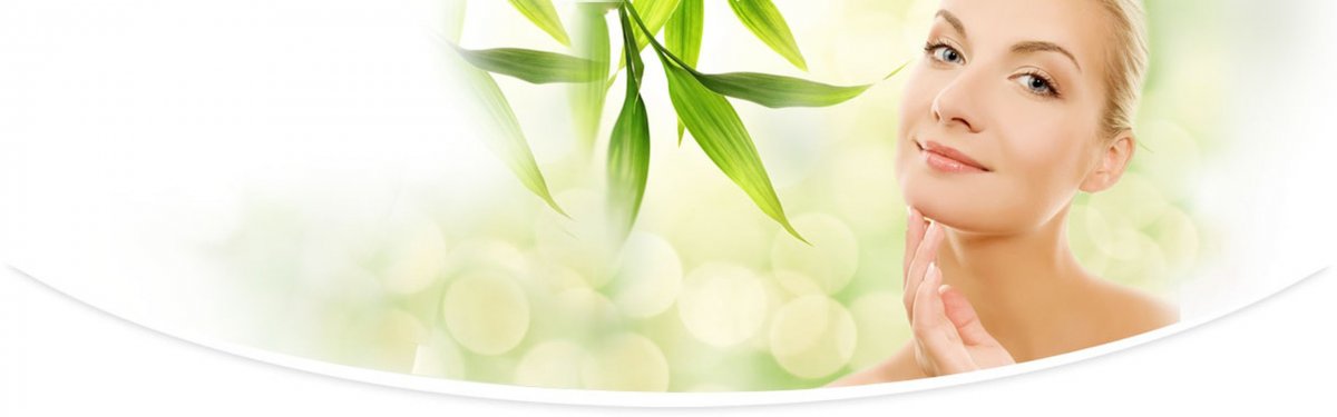 Лицо девушк косметолог