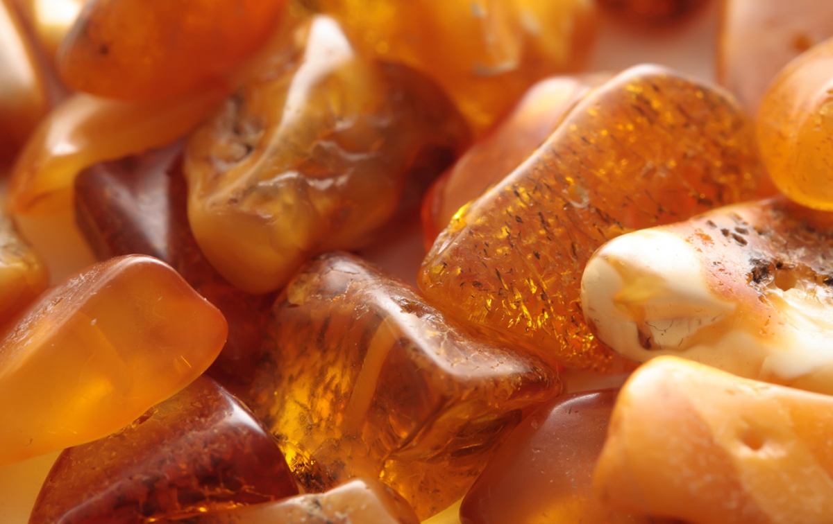 Бурштын камень