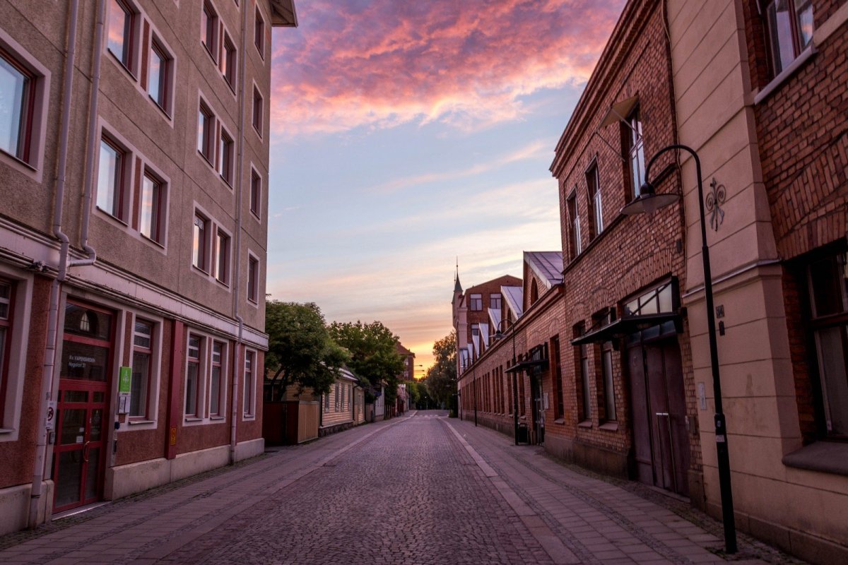 Аниме улица для гача лайф ночь
